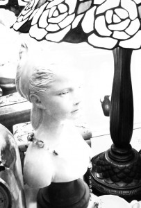 bwporcelaindolllampsfw