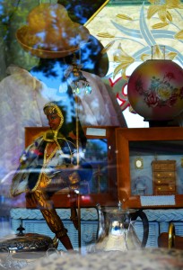 dancinginthewindow